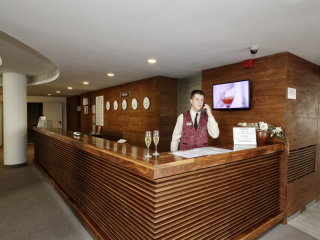 LIGHTHOUSE GOLF & APA HOTEL - RECEPTION